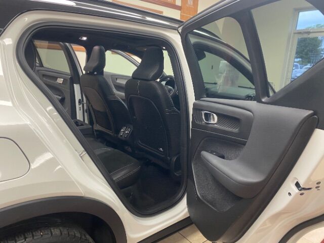 2022 Volvo XC40 T5 R-Design Charlotte NC
