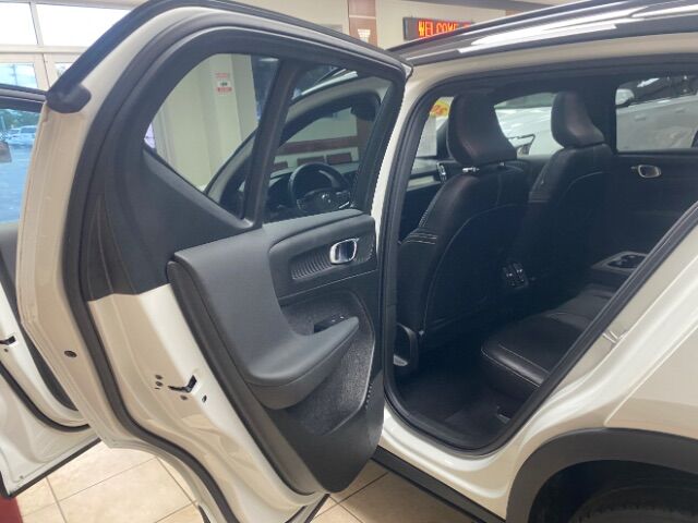 2022 Volvo XC40 T5 R-Design Charlotte NC