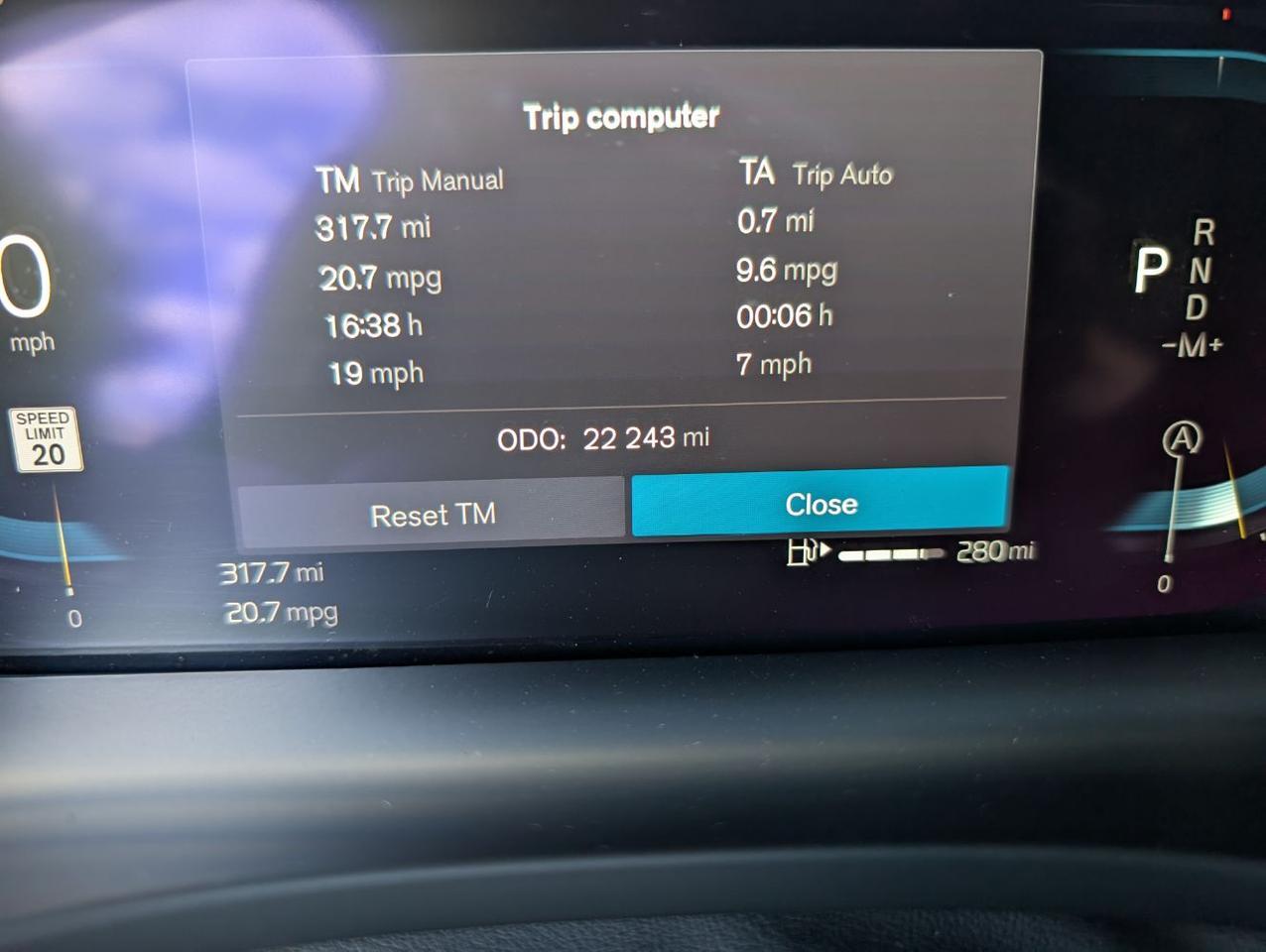 2022 Volvo XC60 B5 AWD Hybrid R-DESIGN w/Bowers &amp; Wilkins, Pilot Assist, 360 Cam, 4 Hea Portland OR