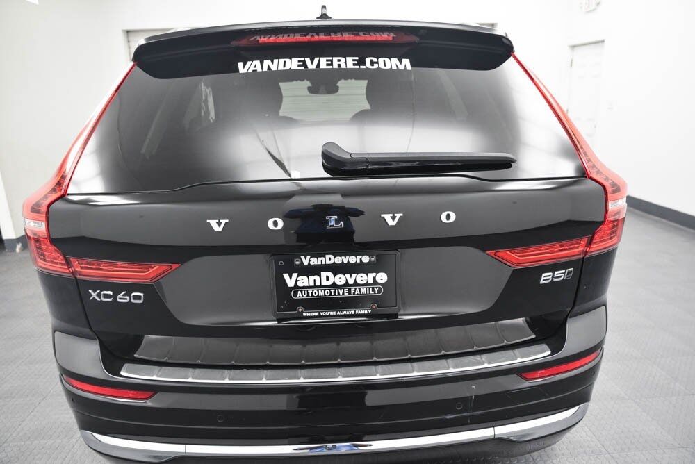 2022 Volvo XC60 B5 Inscription Akron OH