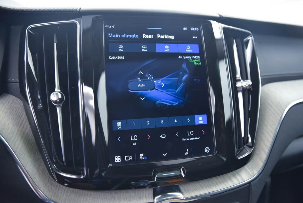 2022 Volvo XC60 B5 Inscription Akron OH