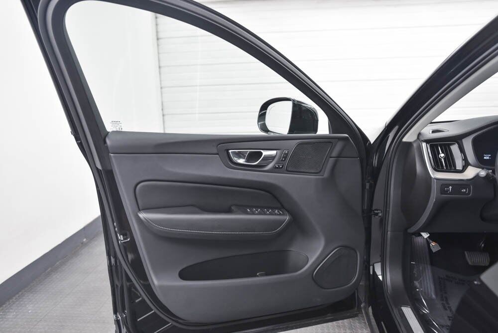 2022 Volvo XC60 B5 Inscription Akron OH