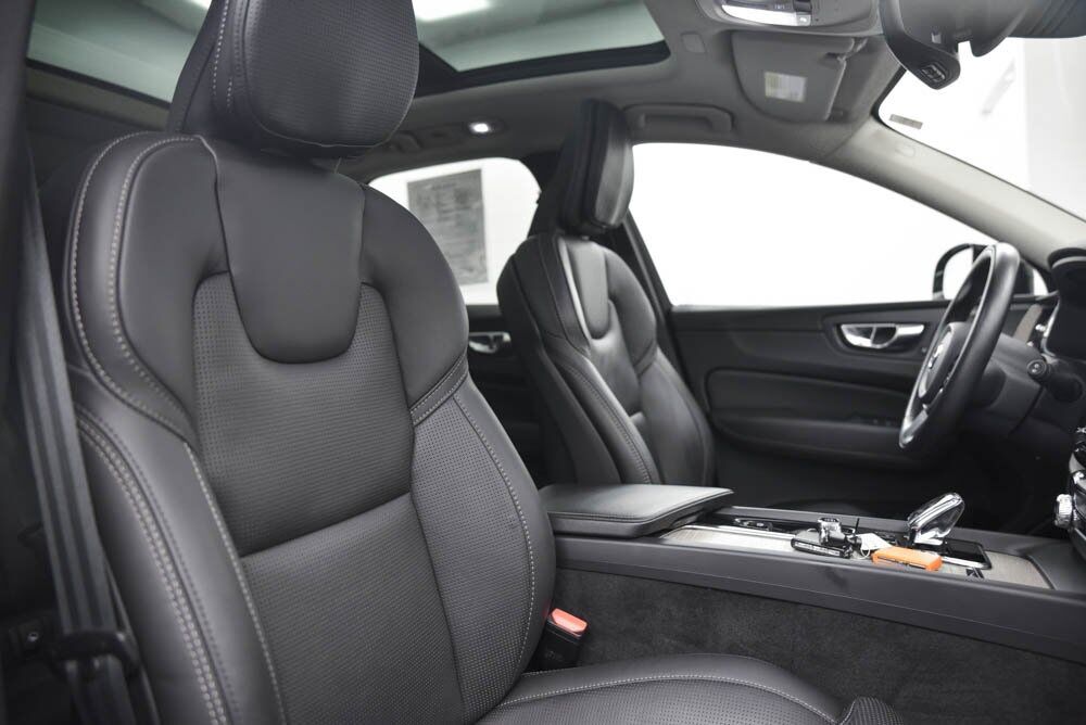 2022 Volvo XC60 B5 Inscription Akron OH
