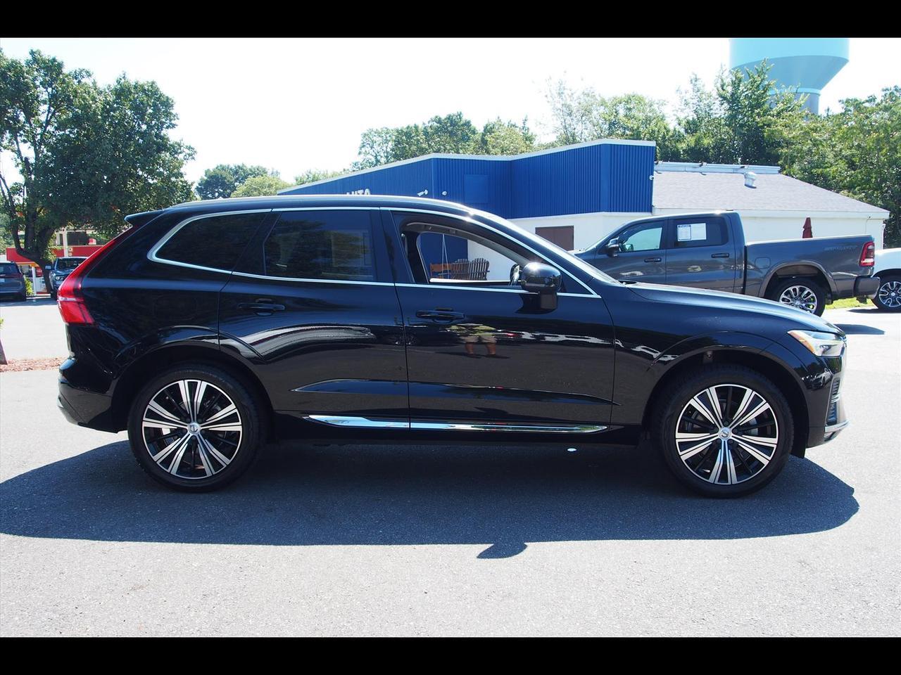 2022 Volvo XC60 B5 Inscription
