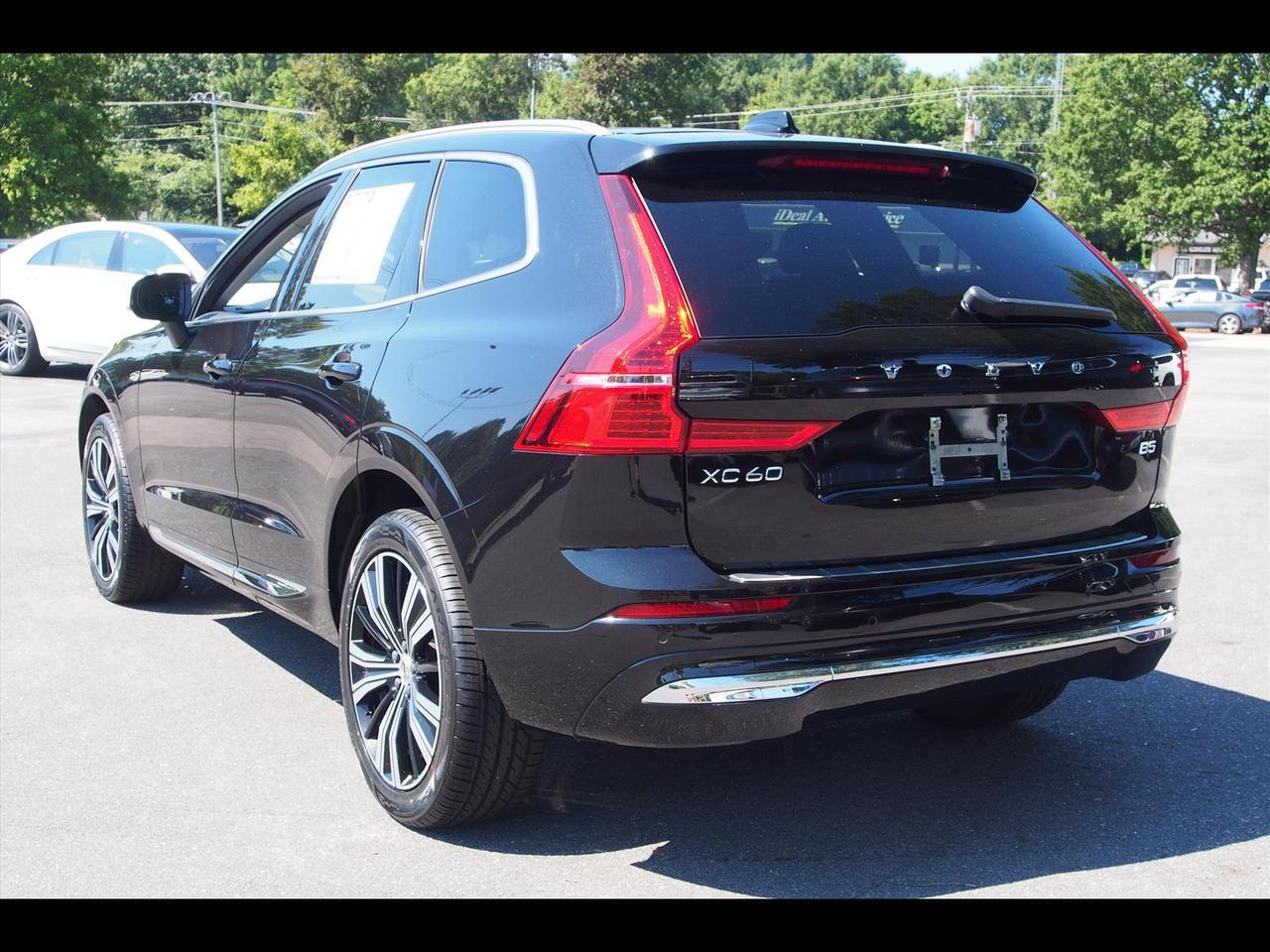 2022 Volvo XC60 B5 Inscription