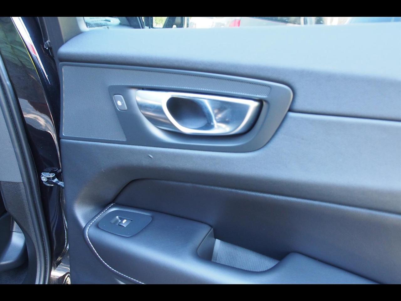 2022 Volvo XC60 B5 Inscription