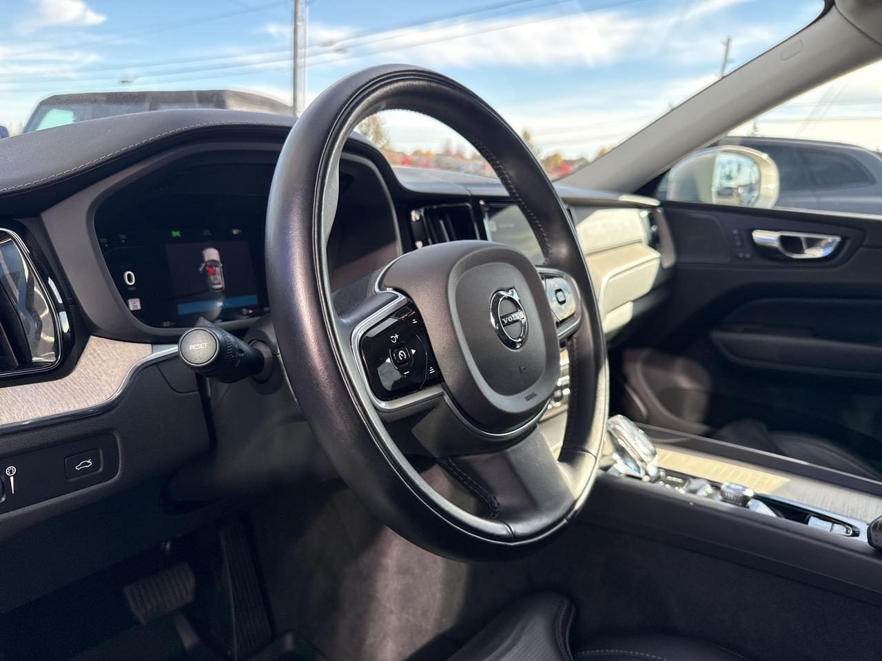 2022 Volvo XC60 B5 Inscription Bend OR