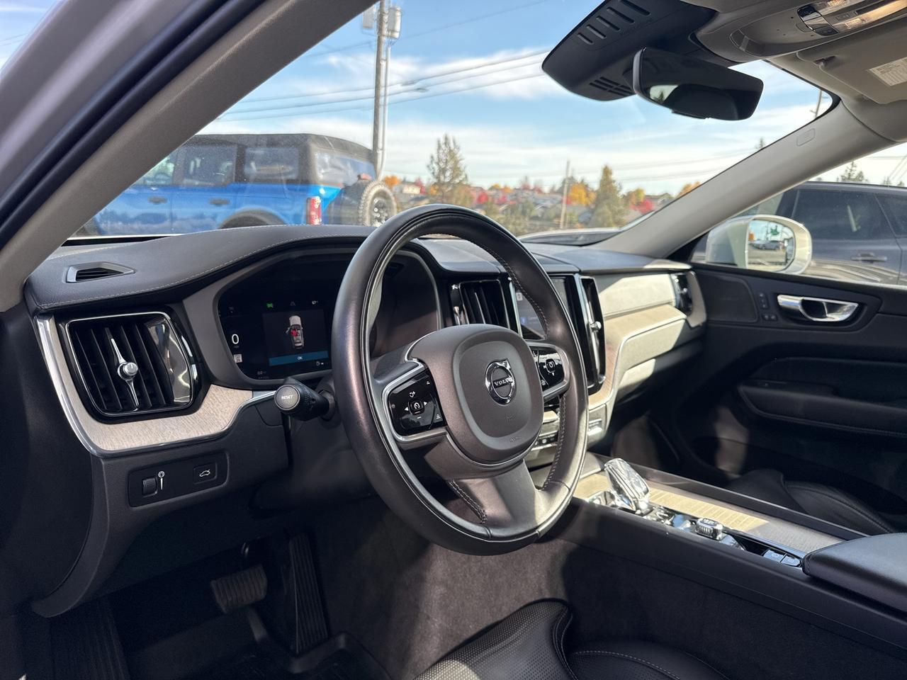 2022 Volvo XC60 B5 Inscription Bend OR