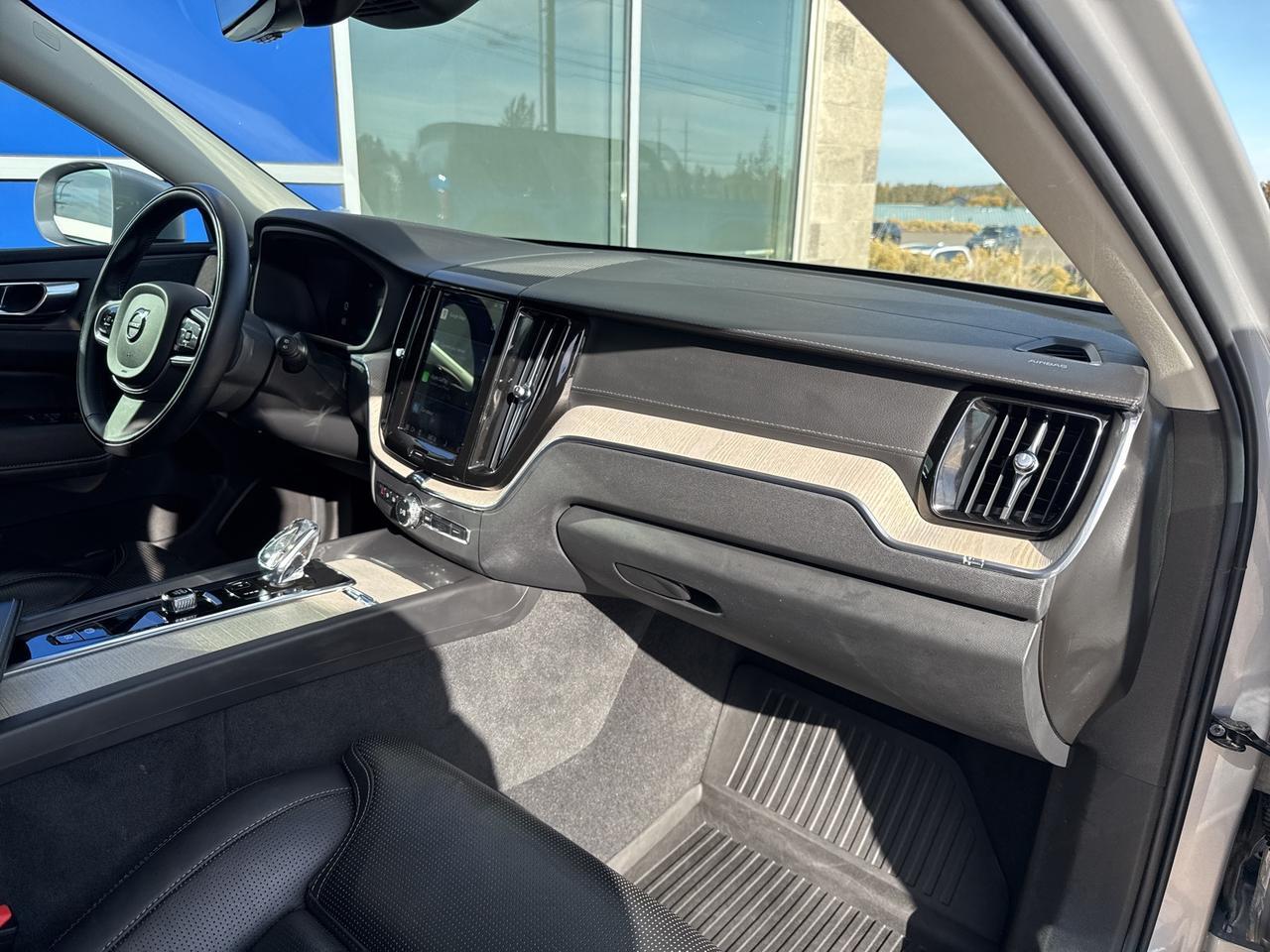 2022 Volvo XC60 B5 Inscription Bend OR