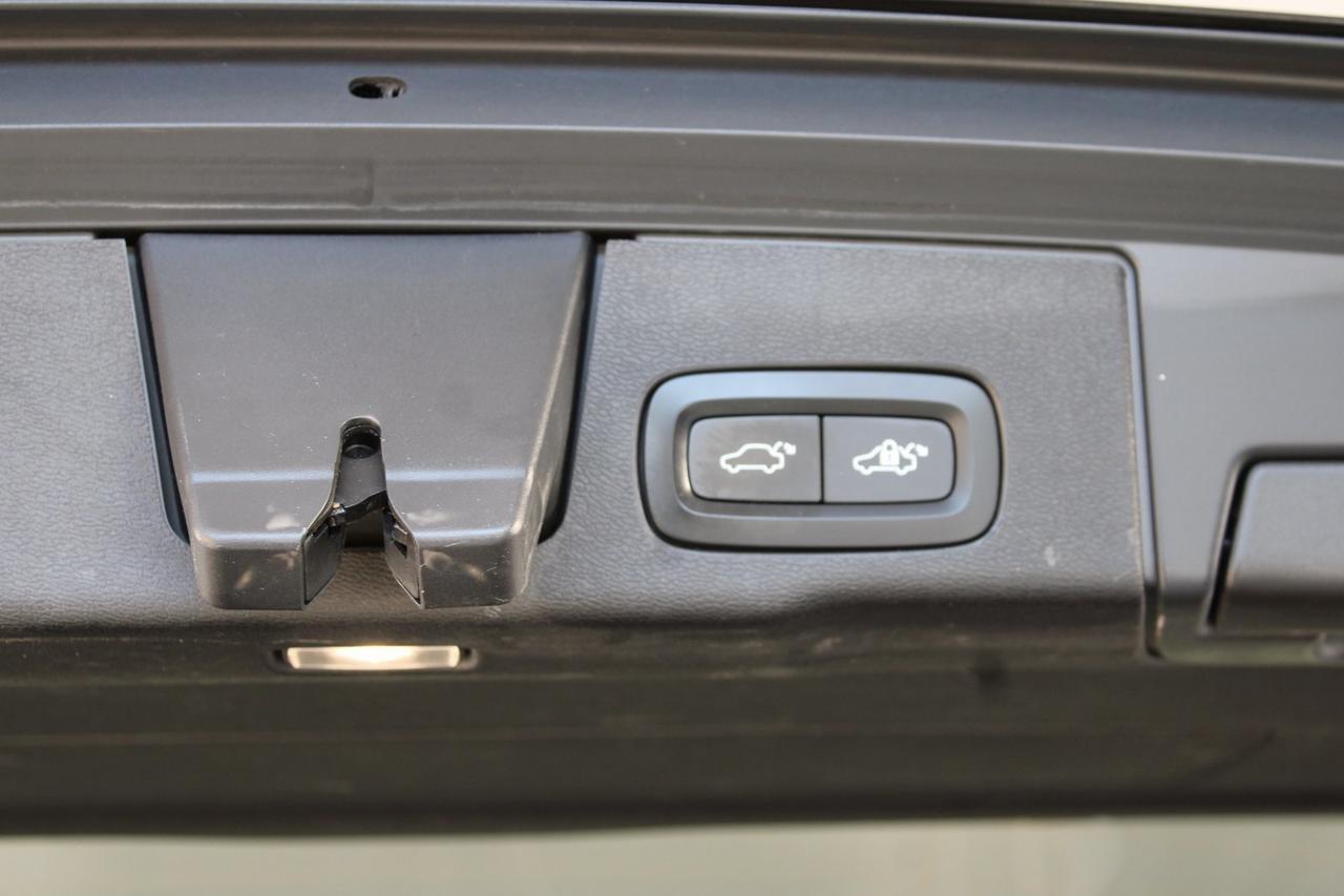 2022 Volvo XC60 B5 Inscription Manassas VA