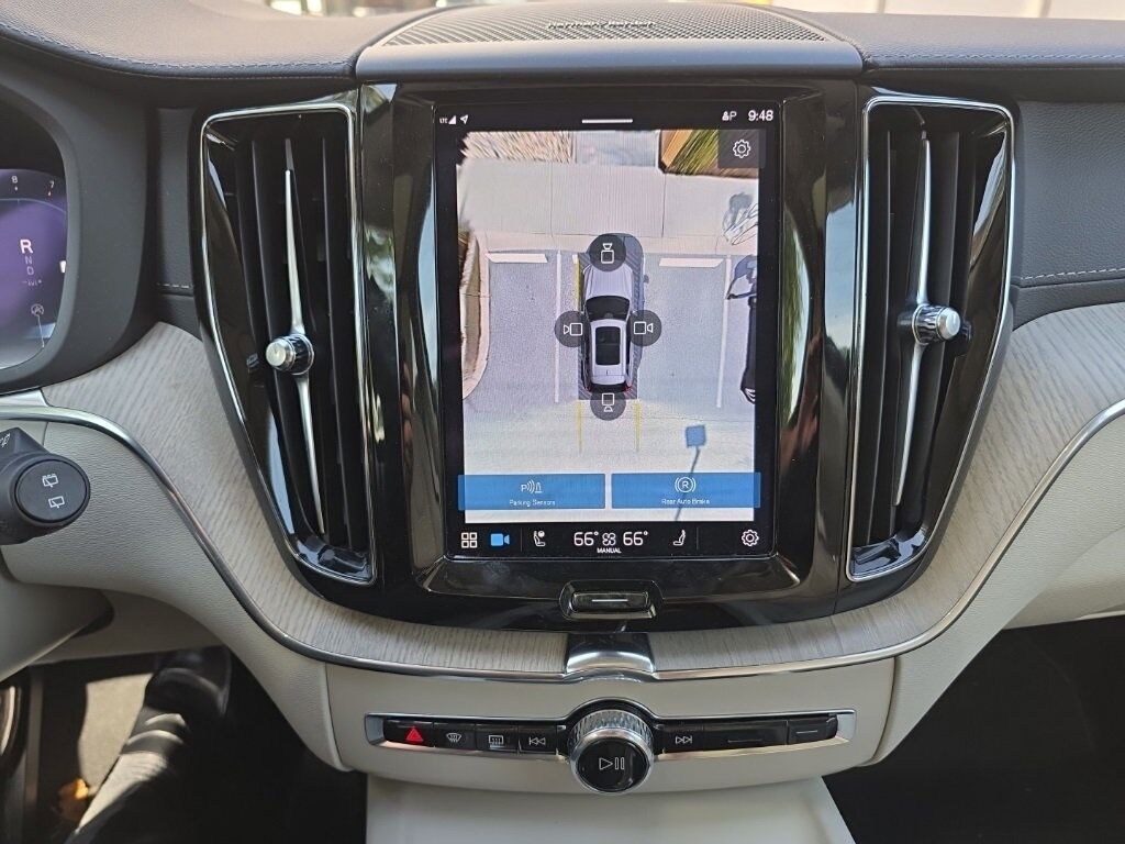2022 Volvo XC60 B5 Inscription Hunt Valley MD