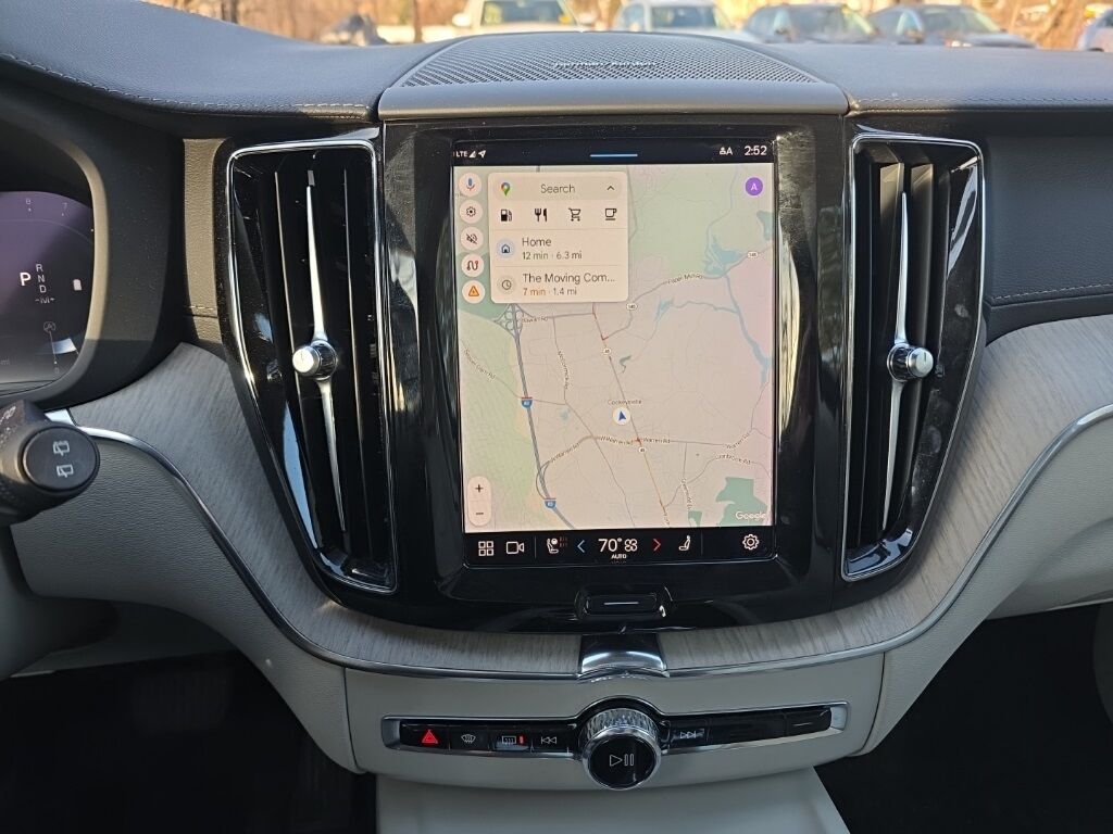 2022 Volvo XC60 B5 Inscription Hunt Valley MD