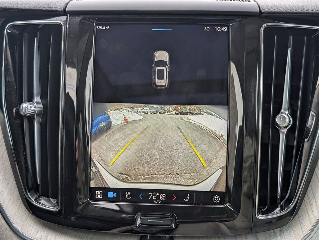 2022 Volvo XC60 B5 Inscription Hunt Valley MD