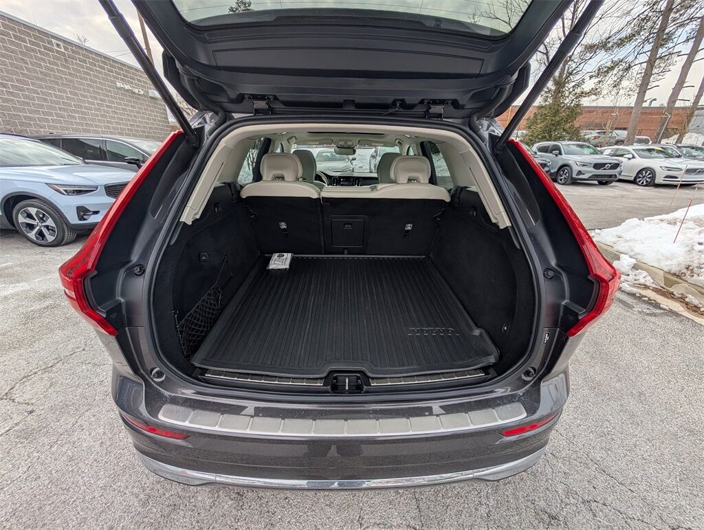 2022 Volvo XC60 B5 Inscription Hunt Valley MD