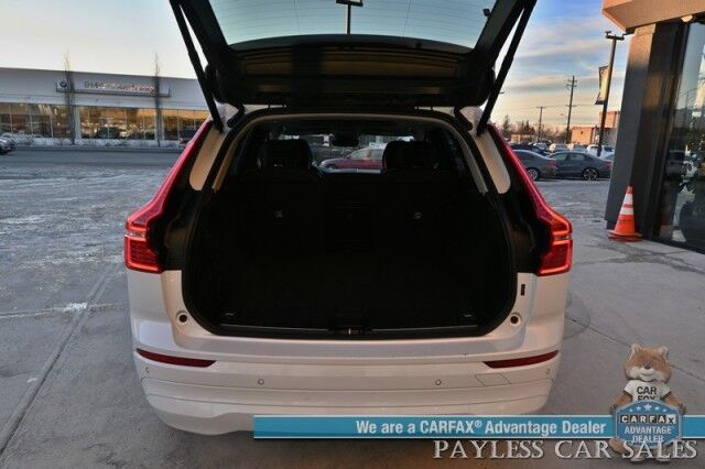 2022 Volvo XC60 B5 Momentum / AWD / Advanced Pkg / Power & Heated Seats / Panoramic Sunroof / NAV / HUD / Lane Departure & Blind Spot Alert / Bluetooth / 360 Camera / Keyless Entry & Start / 28 MPG / 1-Owner Anchorage AK