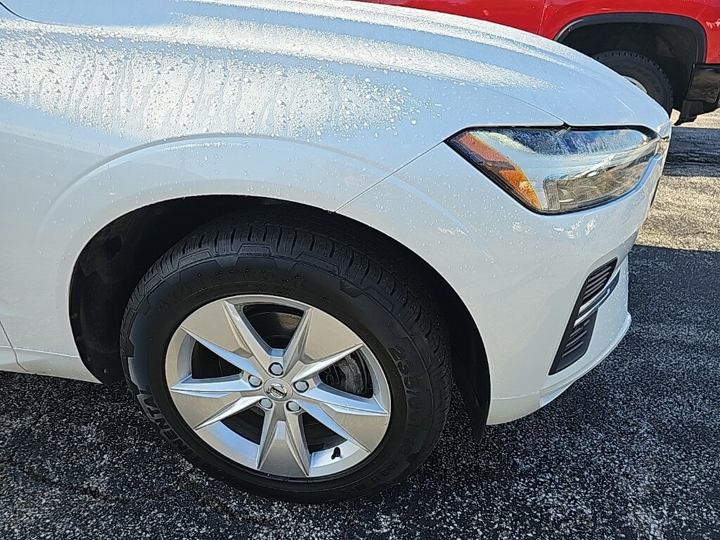 2022 Volvo XC60 B5 Momentum Akron OH