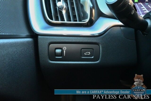 2022 Volvo XC60 B5 Momentum Anchorage AK
