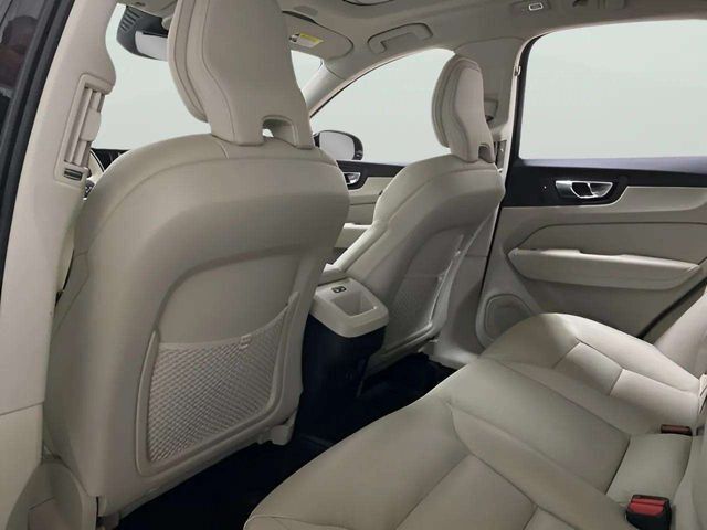 2022 Volvo XC60 B5 Momentum Dallas TX