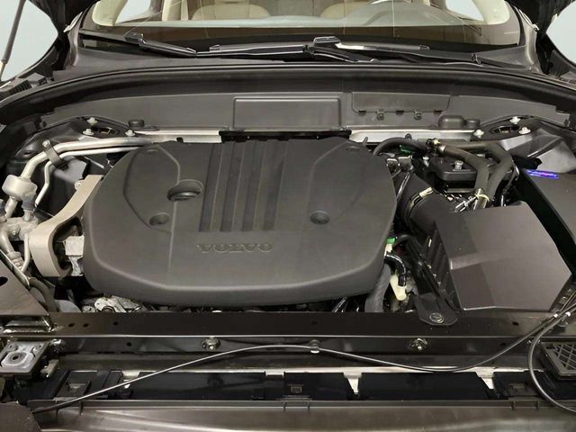 2022 Volvo XC60 B5 Momentum Dallas TX