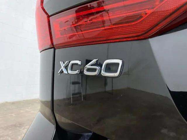 2022 Volvo XC60 B5 Momentum Dallas TX