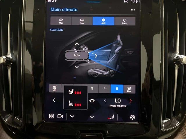 2022 Volvo XC60 B5 Momentum Dallas TX