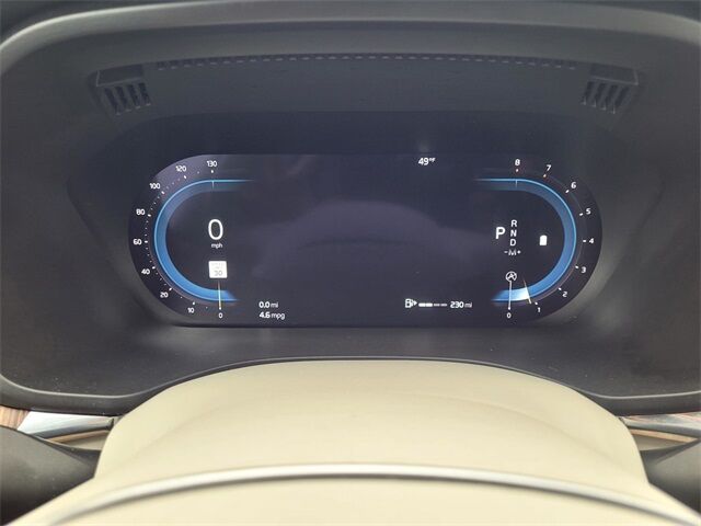 2022 Volvo XC60 B5 Momentum Roseville CA