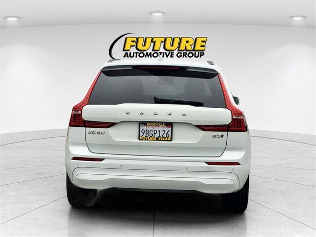 2022 Volvo XC60 B5 Momentum Roseville CA