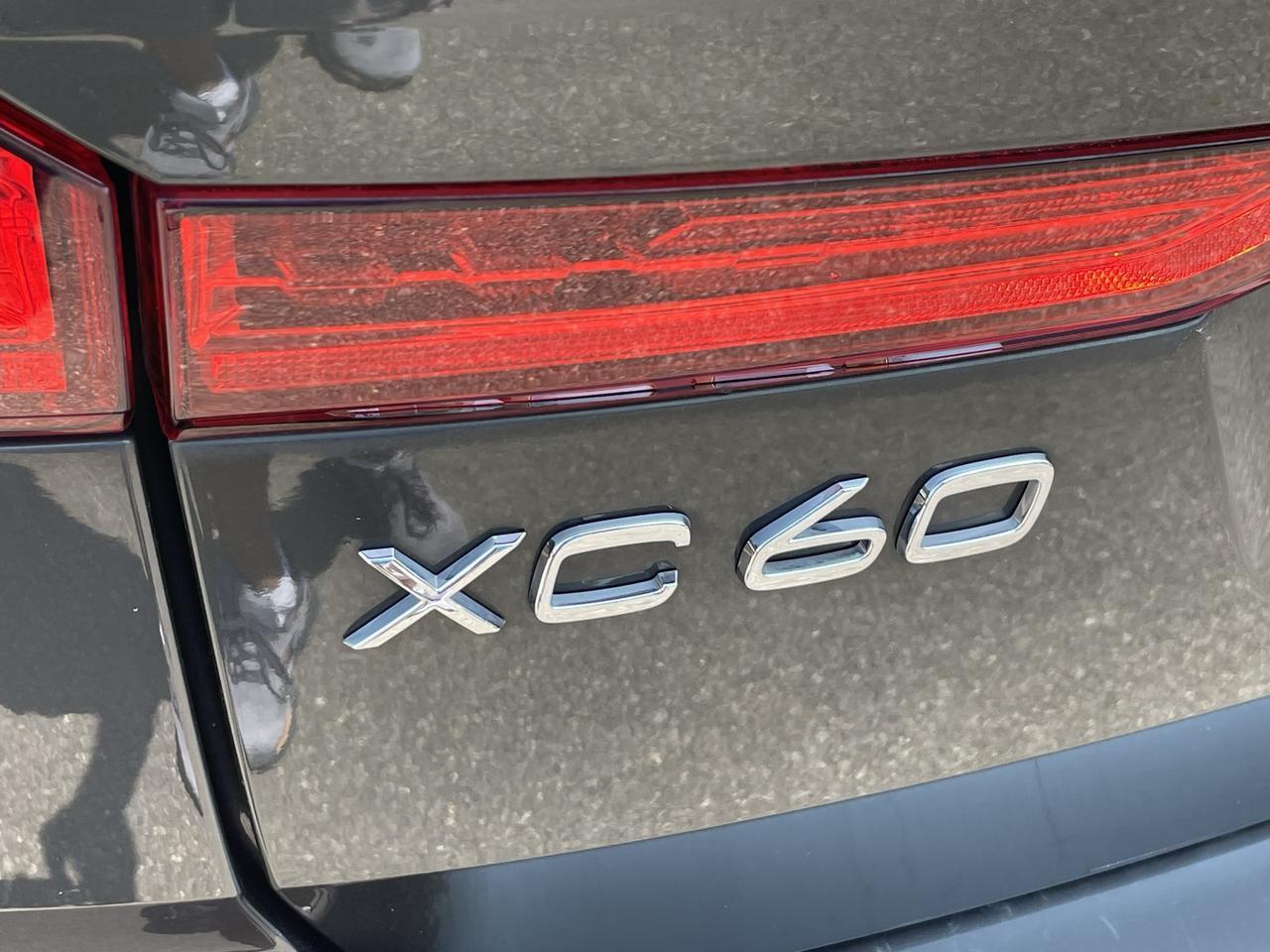 2022 Volvo XC60 B5 Momentum Alexandria VA