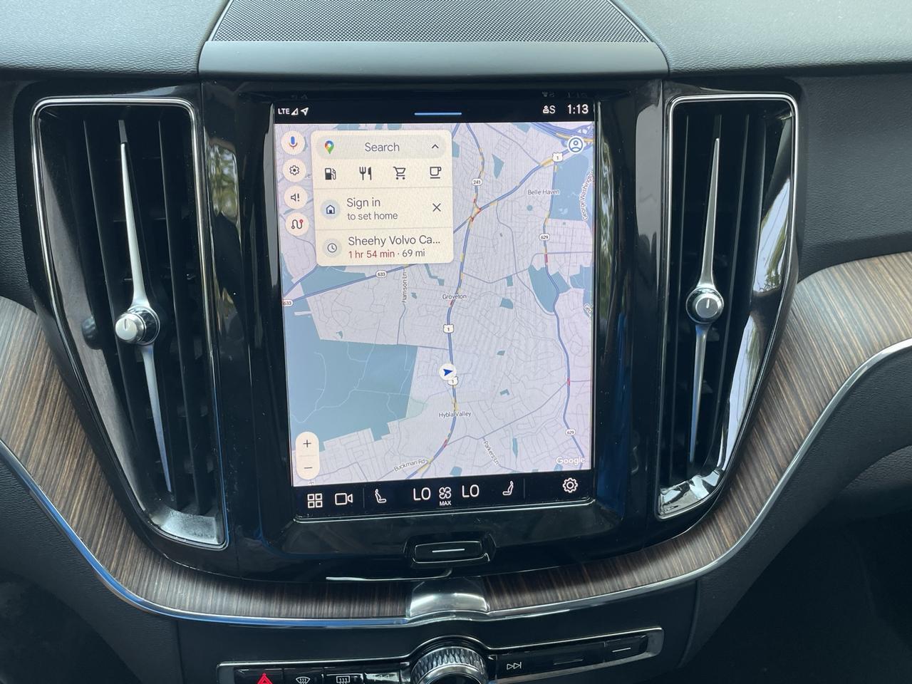2022 Volvo XC60 B5 Momentum Alexandria VA