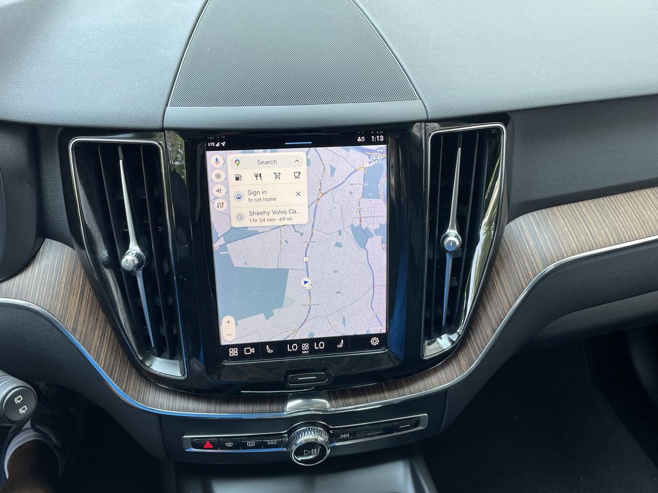 2022 Volvo XC60 B5 Momentum Alexandria VA