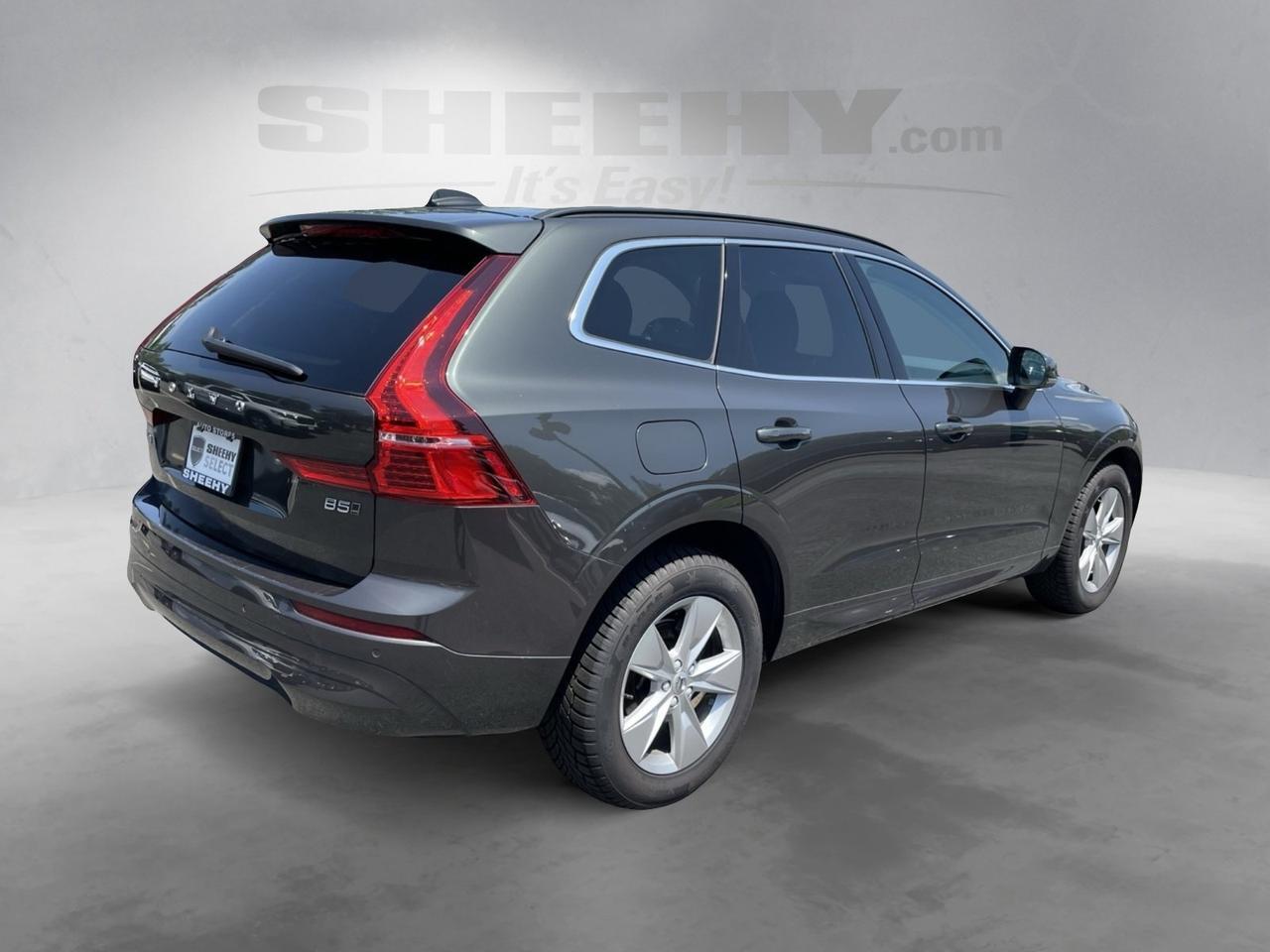 2022 Volvo XC60 B5 Momentum Alexandria VA