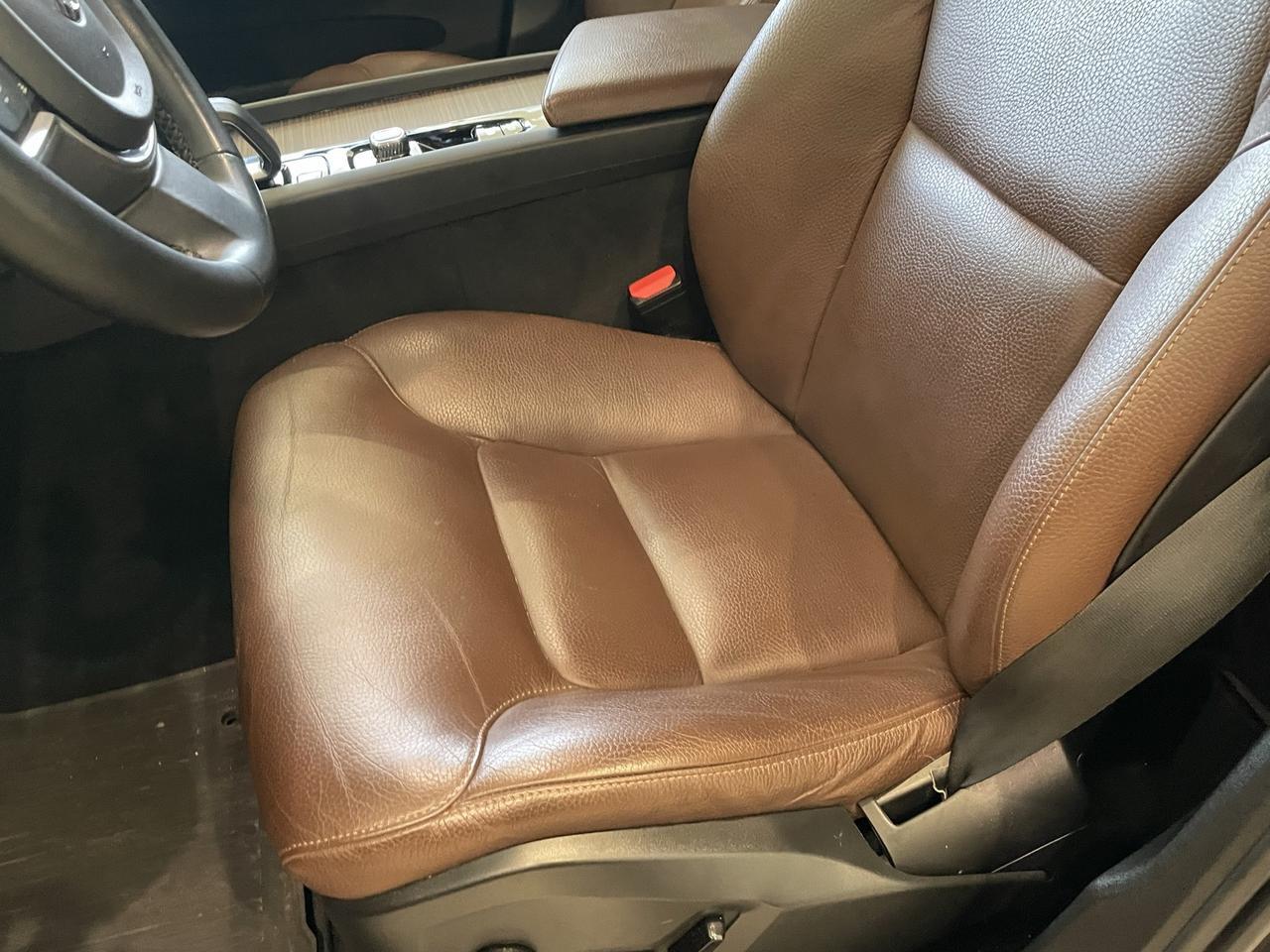 2022 Volvo XC60 B5 Momentum Annapolis MD