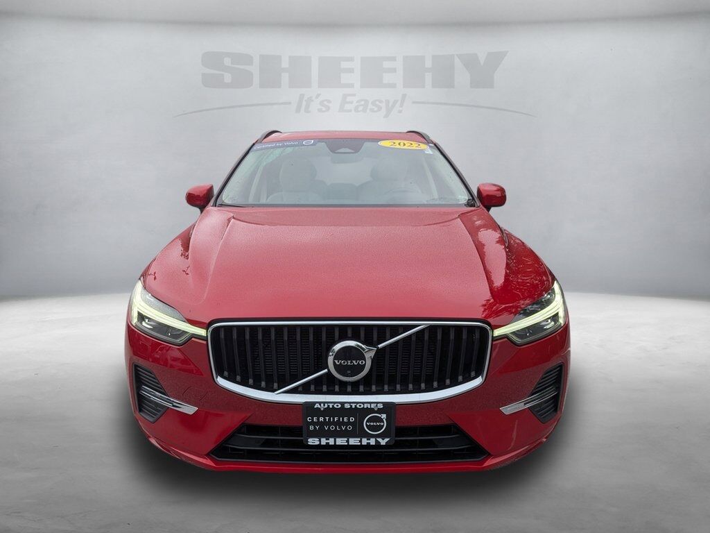 2022 Volvo XC60 B5 Momentum
