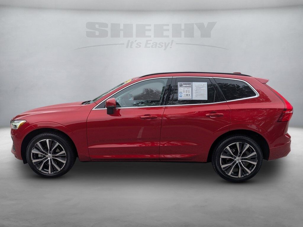 2022 Volvo XC60 B5 Momentum