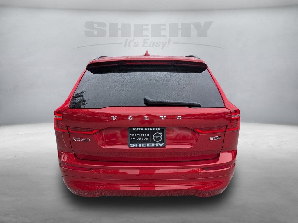 2022 Volvo XC60 B5 Momentum