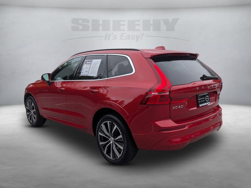 2022 Volvo XC60 B5 Momentum