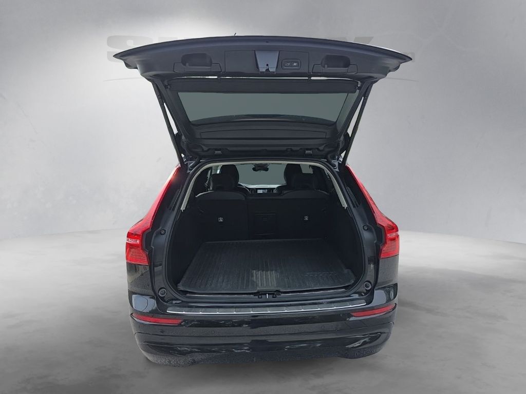 2022 Volvo XC60 B5 Momentum Hunt Valley MD