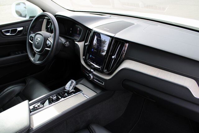 2022 Volvo XC60 B6 Inscription Klamath Falls OR