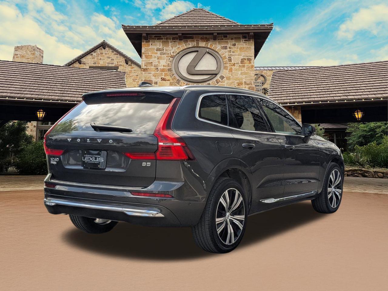 2022 Volvo XC60 Inscription