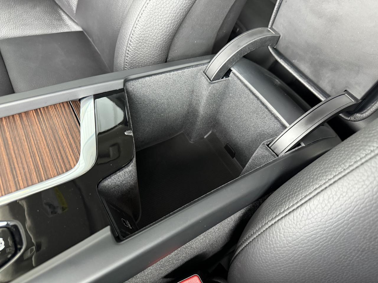 2022 Volvo XC60 Momentum Knoxville TN