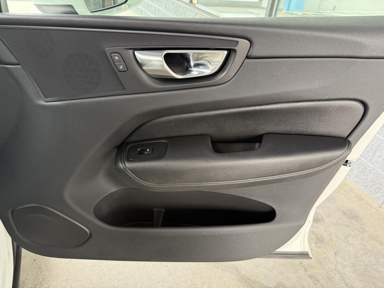 2022 Volvo XC60 Momentum Knoxville TN