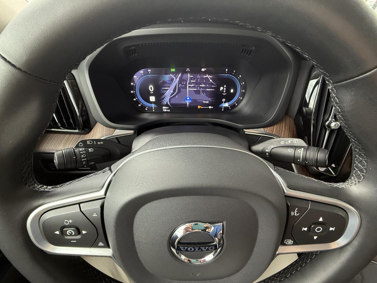 2022 Volvo XC60 Momentum Knoxville TN