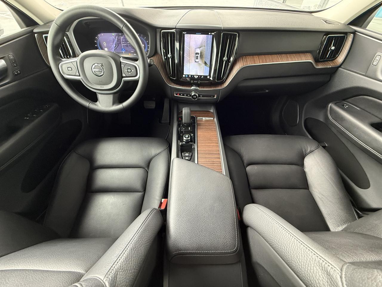 2022 Volvo XC60 Momentum Knoxville TN