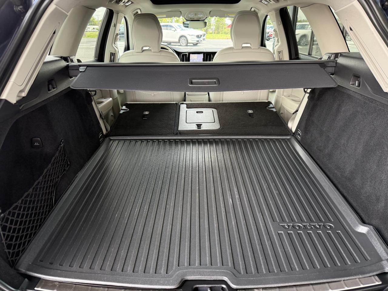 2022 Volvo XC60 Momentum Knoxville TN