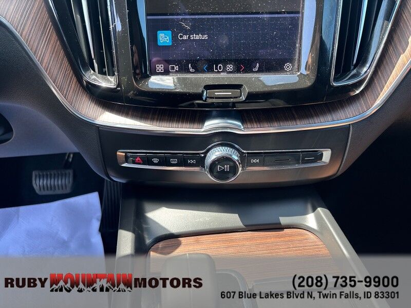2022 Volvo XC60 Momentum Twin Falls ID