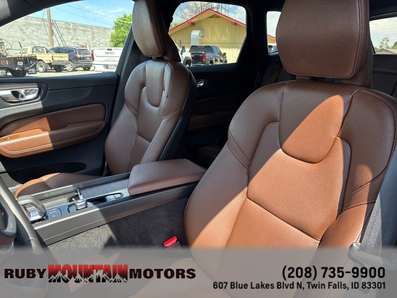 2022 Volvo XC60 Momentum Twin Falls ID