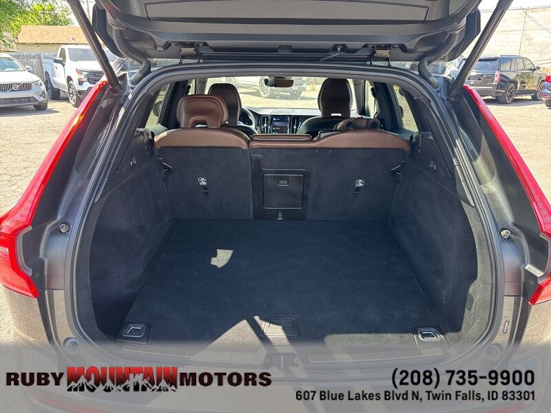 2022 Volvo XC60 Momentum Twin Falls ID