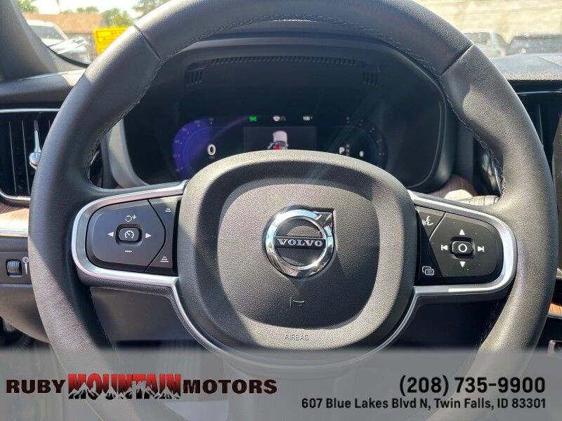 2022 Volvo XC60 Momentum Twin Falls ID