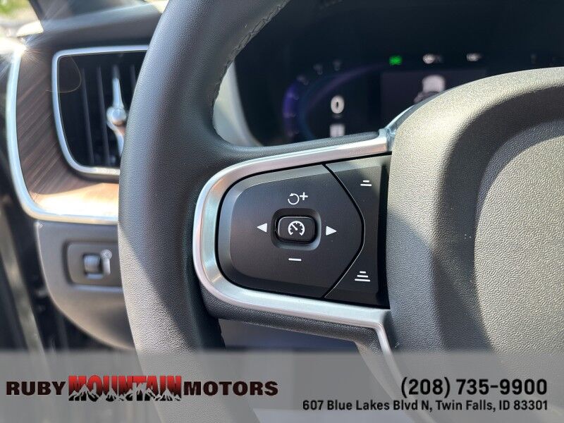 2022 Volvo XC60 Momentum Twin Falls ID