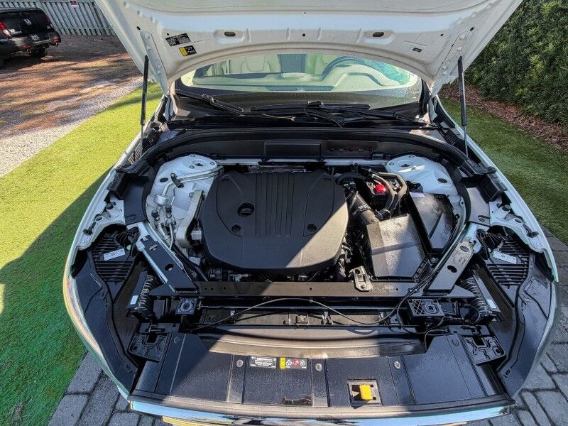 2022 Volvo XC60 Momentum Wilmington NC